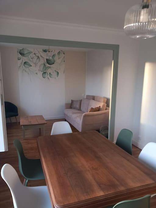Location de vacances pour 6 personnes, avec Terrasse ainsi que Jardin et Vue à Vineuil