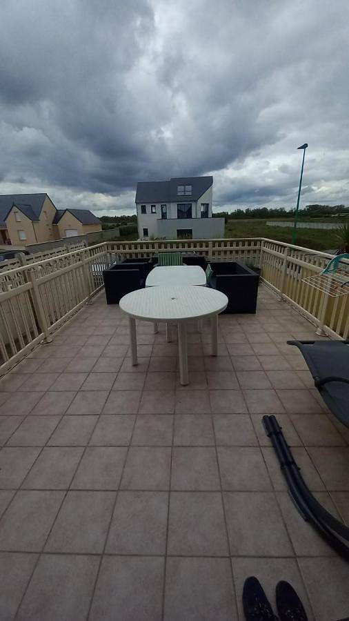 Location de vacances pour 4 personnes, avec terrasse et vue dans Plage des Dunes - 2