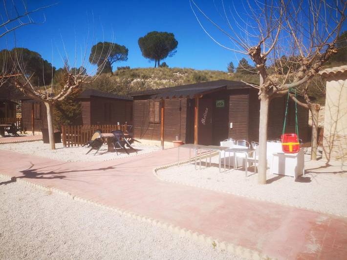 Casa rural para 5 personas, con jardín además de vistas y piscina, Se admiten mascotas en La Manchuela - 3