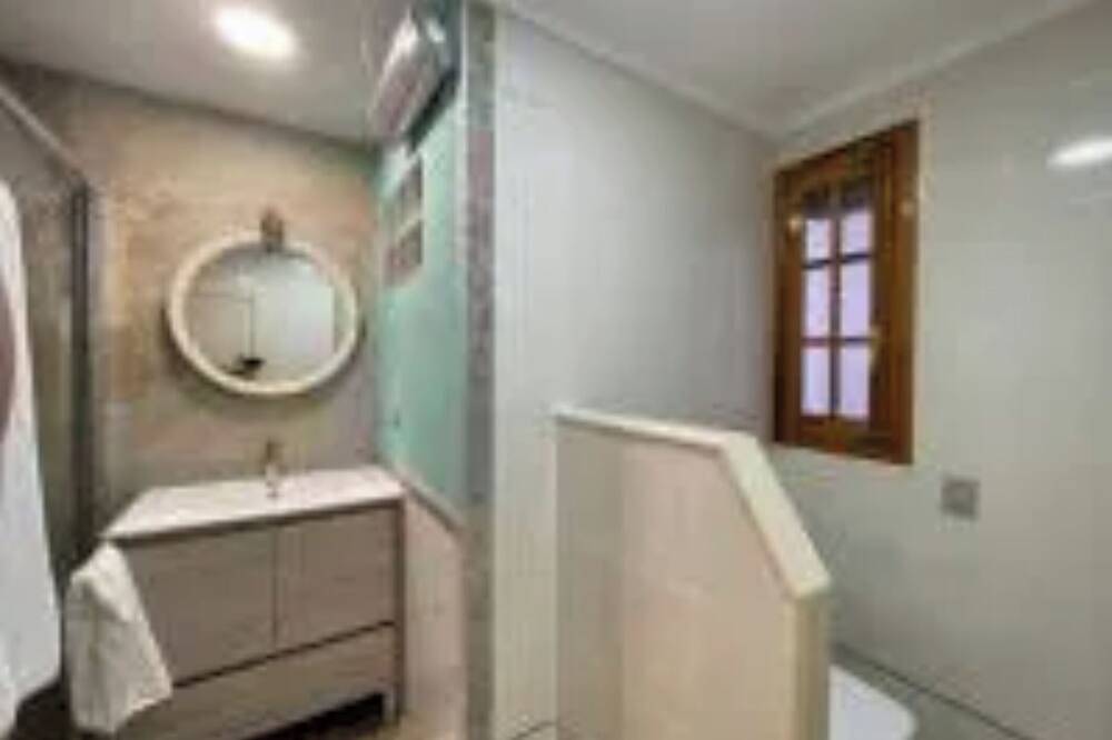 Entire apartment, Varone tourist accommodation in Requena, Valencia Province