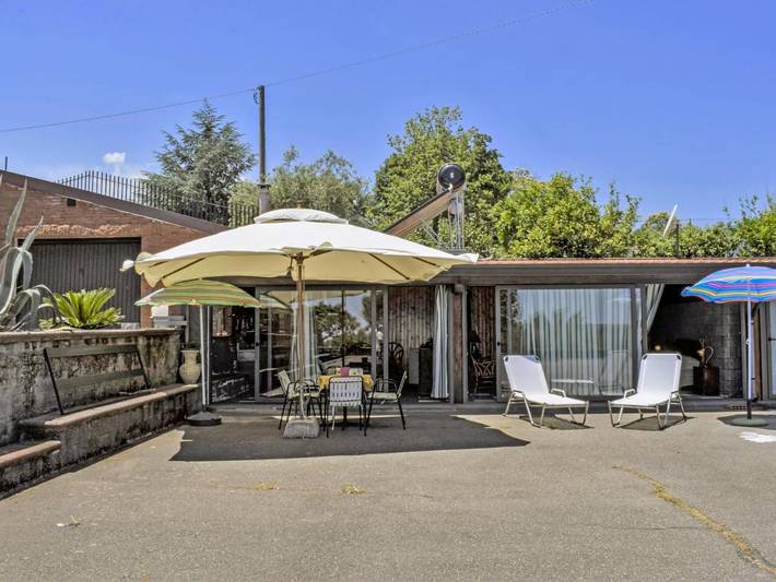 Gîte pour 2 personnes, avec Terrasse ainsi que Jardin et Piscine à Piedimonte Etneo - 2