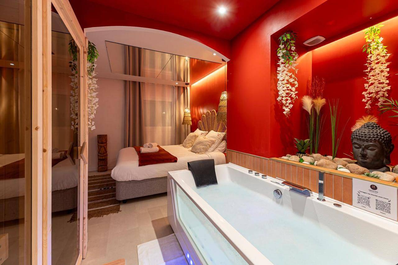 Appartement entier, Suite bien être - Sauna & Spa privatif - Baliroom Château Thierry in Château-Thierry, Aisne