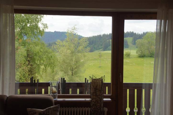 Ferienwohnung für 8 Personen, mit Ausblick und Garten sowie Pool und Sauna, mit Haustier in Missen-Wilhams - 4