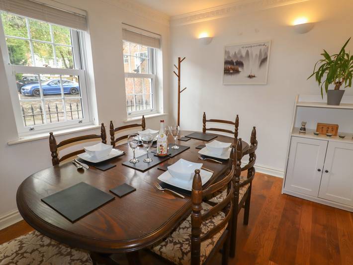 8 Nicholas Court in Chester, West Cheshire und Chester