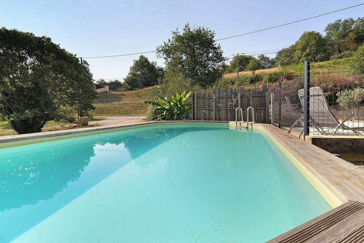 Vakantiehuis voor 10 personen, met Tuin in de Dordogne
