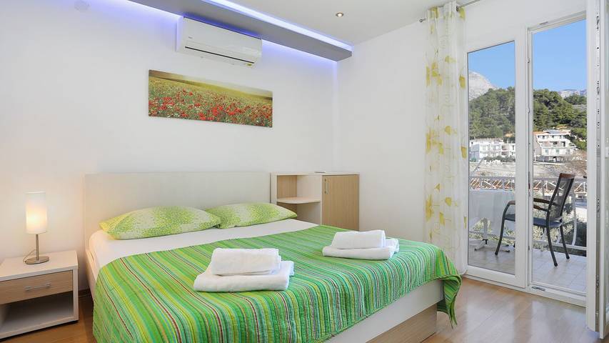 Ferienwohnung für 6 Personen, mit Terrasse, mit Haustier in Tucepi