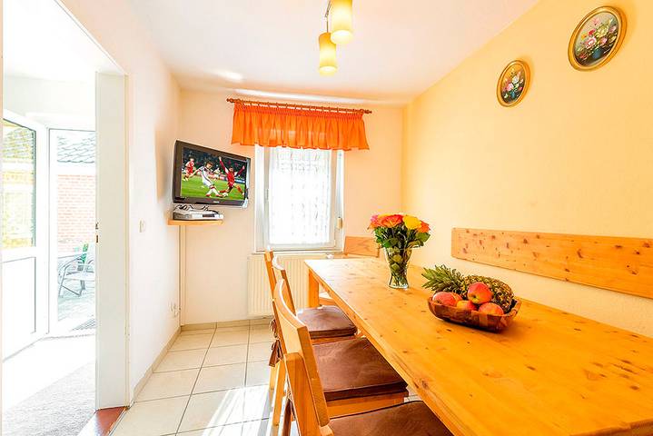 Ferienhaus für 10 Personen, mit Terrasse in Sellin - 4