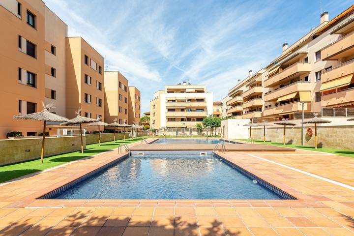 Apartament wakacyjny dla 4 osób, z ogród i basen dla dzieci w Lloret de Mar