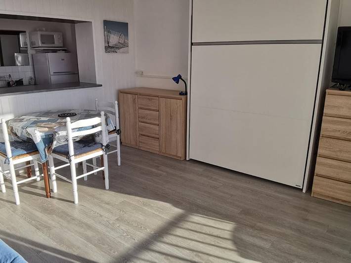Gîte pour 3 personnes, avec balcon dans Office De Tourisme De La Faute Sur Mer - 2