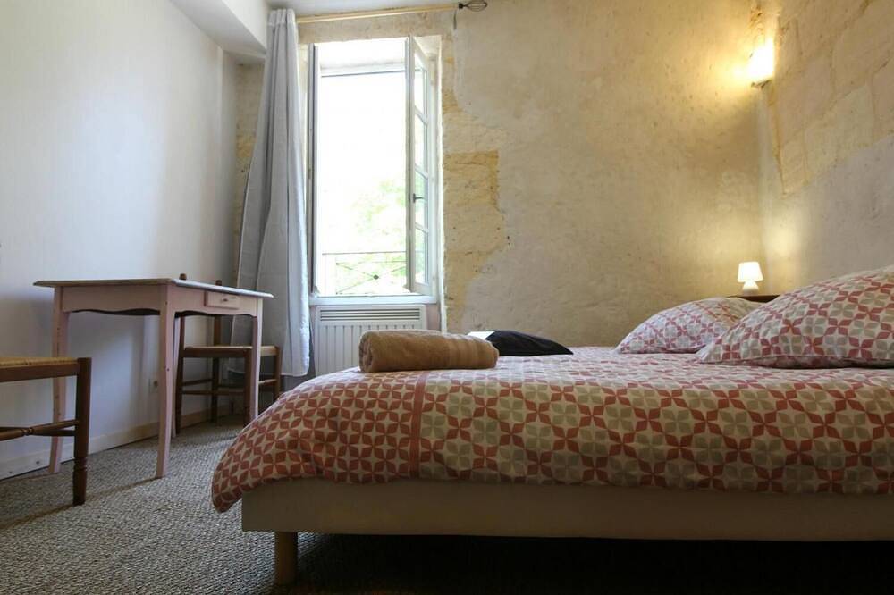 Ganze Wohnung, Gîte la Tropézienne Duplex mit Terrasse in der Gironde 3 ch. 6/8 Menschen in Blaye, Blaye und Umgebung