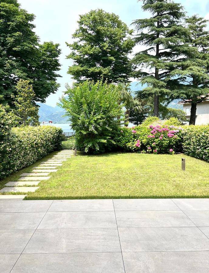 Location de vacances pour 6 personnes, avec vue sur le lac et vue ainsi que jardin et piscine, animaux acceptés dans Riva San Vitale - 4