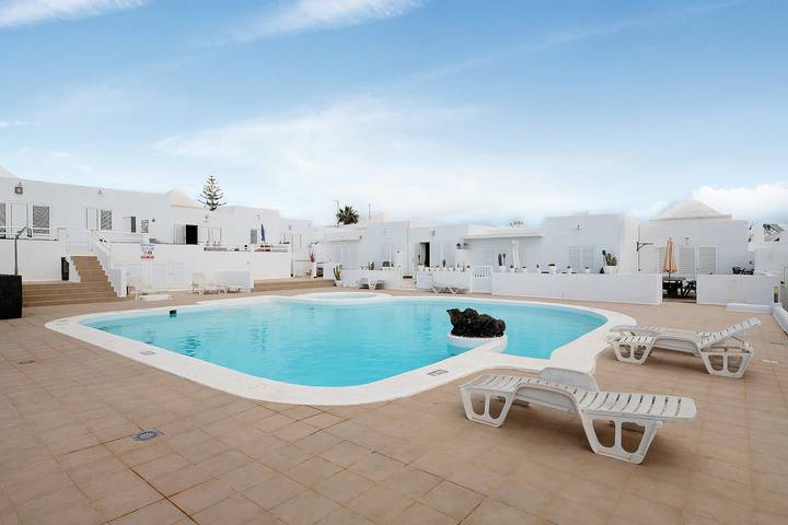 Location de vacances pour 4 personnes, avec bassin pour enfant, animaux acceptés à Arrecife - 3