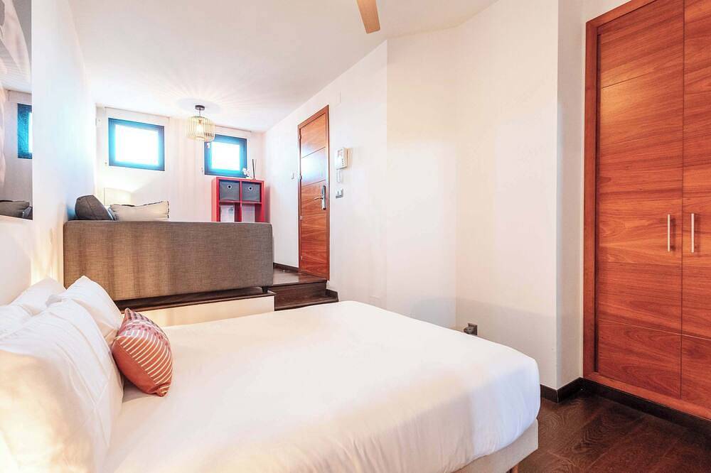 Cozy Room - Deluxe Boutique B&B Ojén/Marbella in Urbanizacion Las Jacarandas, Ojén