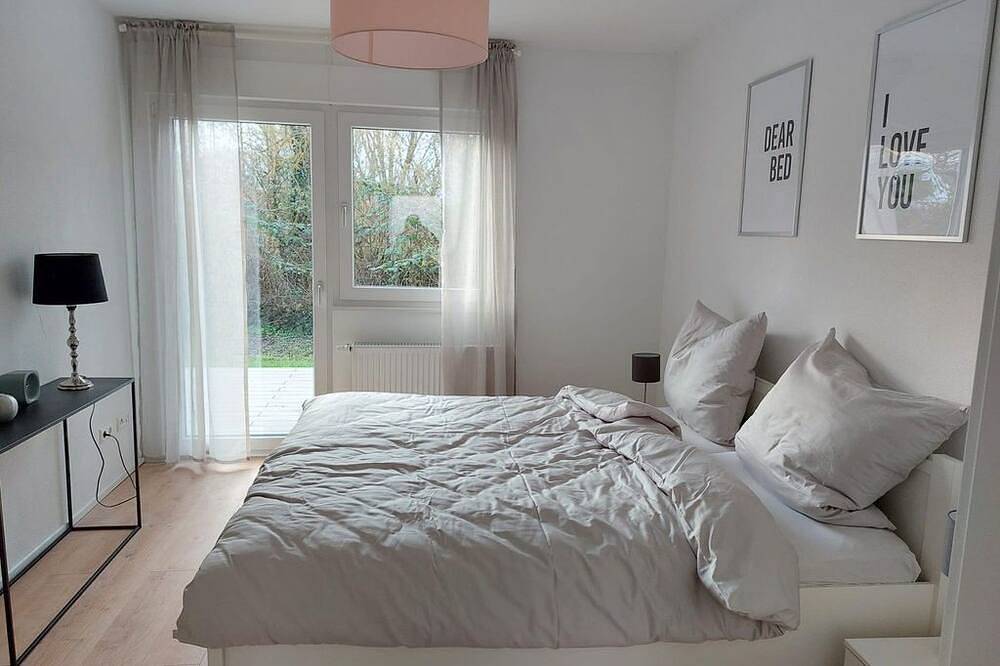 Ganze Wohnung, Apartement Landpartie mit Balkon - Ferienwohnung Landpartie in Freckenfeld, Pfalz
