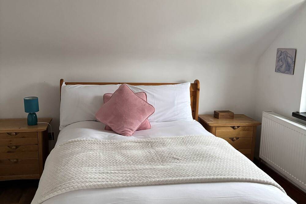 The Hideaway Muff - Private estate, Shebeen, Lough Foyle in Inishowen, Irish Ulster