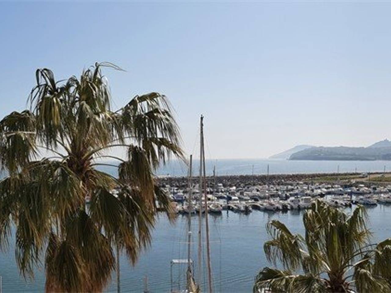 Appartamento intero, Renovated 2-Room Apartment + Cabin, Sea View, Parking in La Côte Vermeille, Argelès-sur-Mer