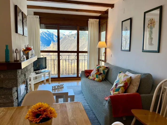 Ferienwohnung für 3 Personen, mit Ausblick und Garten sowie Terrasse - 1