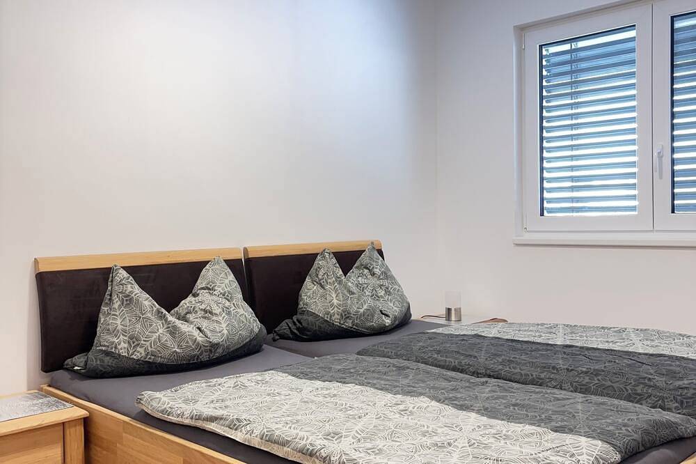 Ganze Wohnung, Modernes Apartment in ruhiger Lage–Ideal für Familien&Geschäftsreisende in Bezirk Vöcklabruck