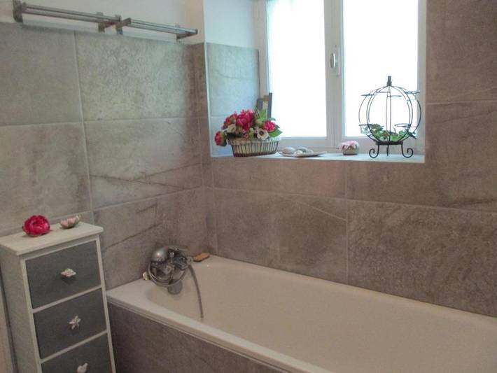 Gîte pour 5 personnes, avec jardin dans Office De Tourisme Challes Les Eaux - 3
