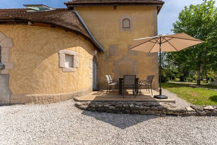 Gîte pour 6 personnes, avec piscine ainsi que jardin et vue à La Châtelaine - 3