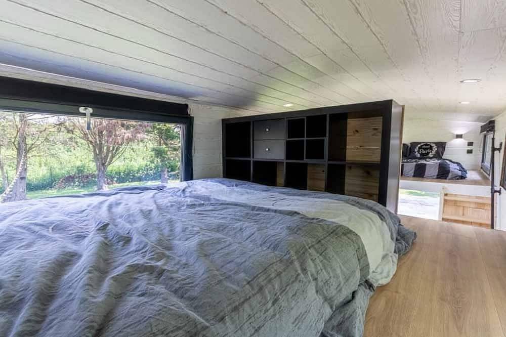 Mini Maison Tiny House 6 Pers sur Jardin de 3800m2 Avec Jacuzzi in Pontault-Combault, Seine-et-Marne