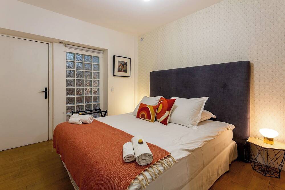 Ganze Wohnung, 120m² Loft in Central Paris – 3 Bedrooms, Sleeps 6, near République in 10e Arrondissement, Paris