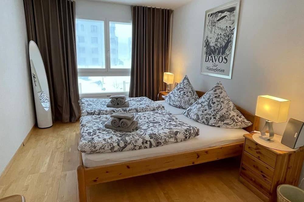 Ganze Wohnung, Familienfreundliche Traumferienwohnung in bester, ruhiger Lage in Davos-Dorf in Flüelapass, Davos
