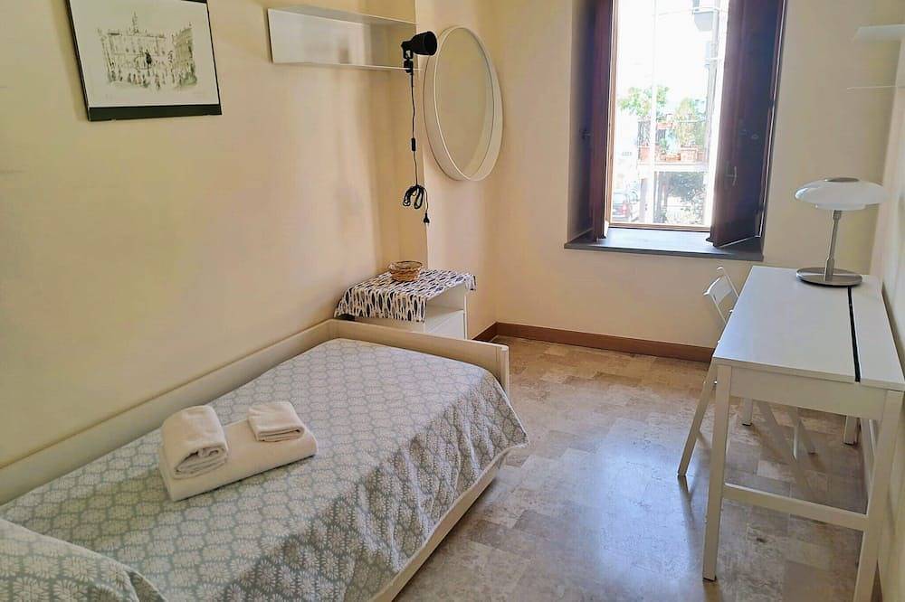 Entire apartment, Scilla appartamento Marina Grande solo 40 mt dal mare (appartamento Salina) in Scilla, Tyrrhenian Coast Kalabria