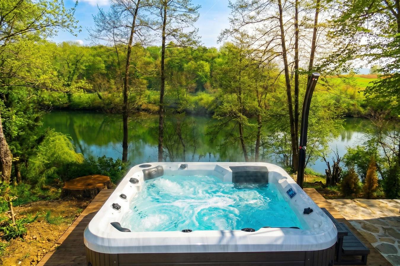 Kolpa Paradise Jacuzzi & Sauna in Möttling, Slowenien