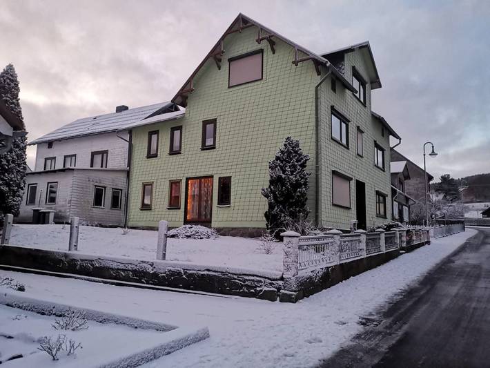 Ferienhaus für 10 Personen, mit Garten und Sauna sowie Terrasse, mit Haustier in Gehlberg