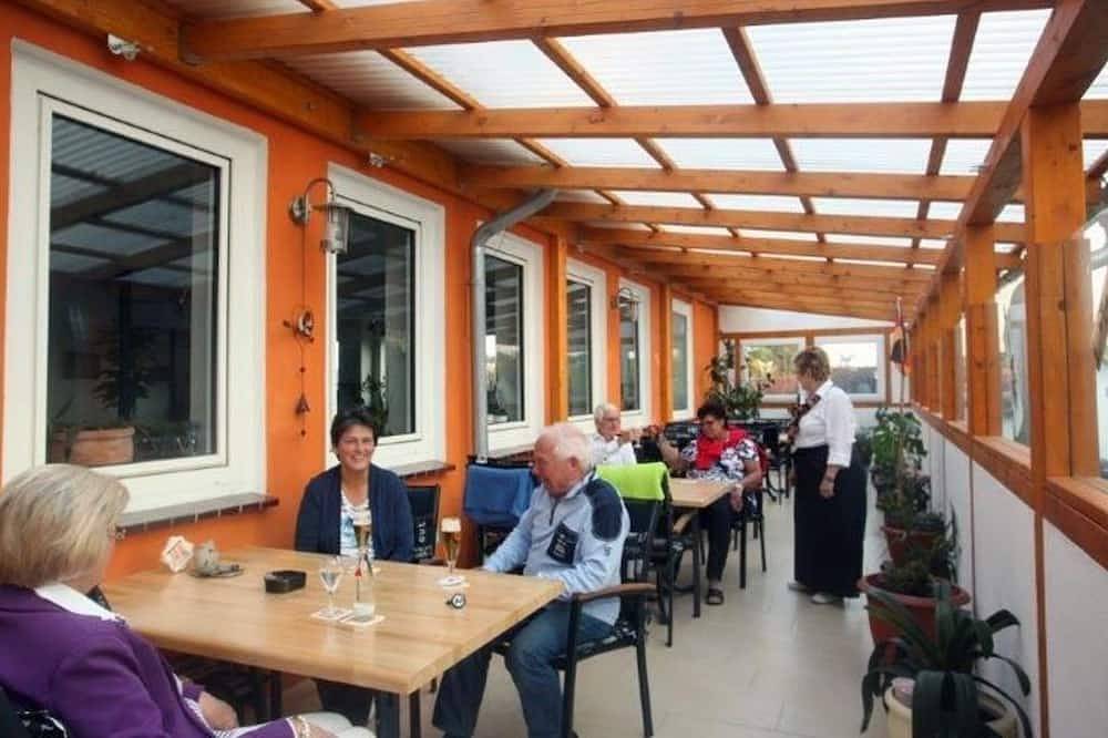 Doppelzimmer - Restaurant-Pension Bürgerhof in Bad Zwesten, Schwalm-Eder-Kreis