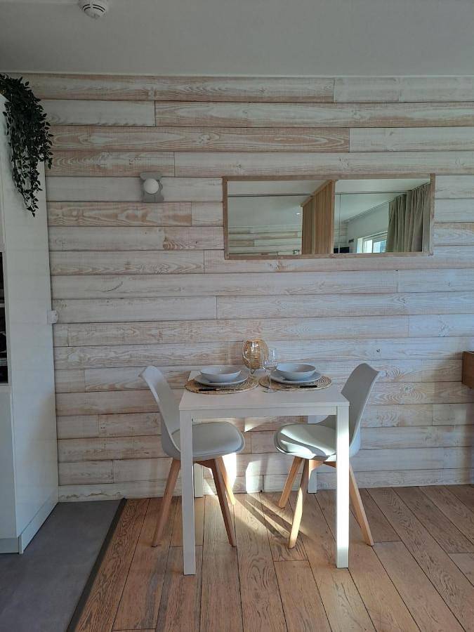 Appartement entier, One-Bedroom Apartment in Carquefou, Région de Nantes