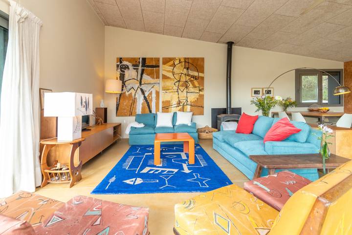 Casa "La Casita Del Bosque" con terraza privada, jardín privado y Wi-Fi in Vilopriu, Baix Empordà