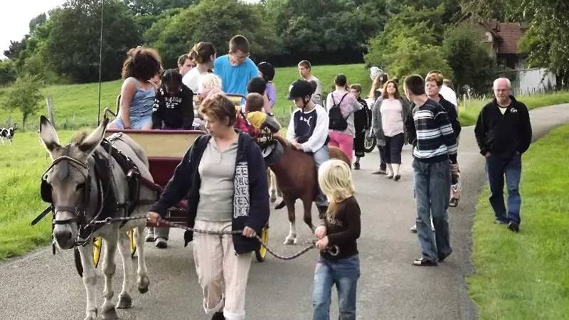 Chalet pour 2 personnes, avec terrasse et piscine dans Oise