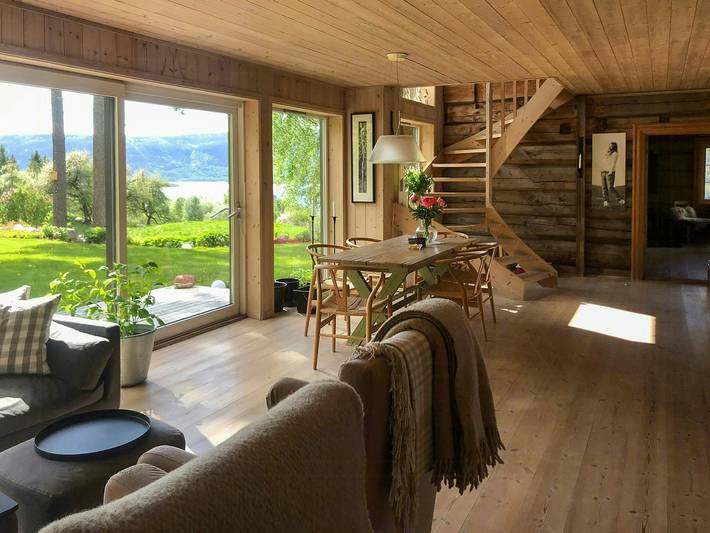 Feriehus for 8 personer, med terrasse og sauna, barnevennlig på Sørlandet