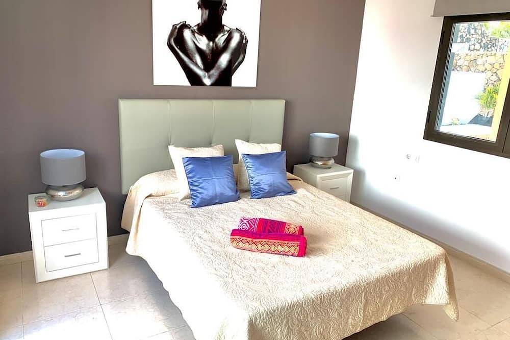 Entspannen Sie in einer stilvollen Villa mit beheiztem Pool und toller Aussicht in Tindaya, La Oliva