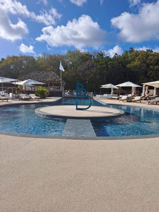 Hôtel pour 2 personnes, avec jardin et piscine ainsi que vue et terrasse