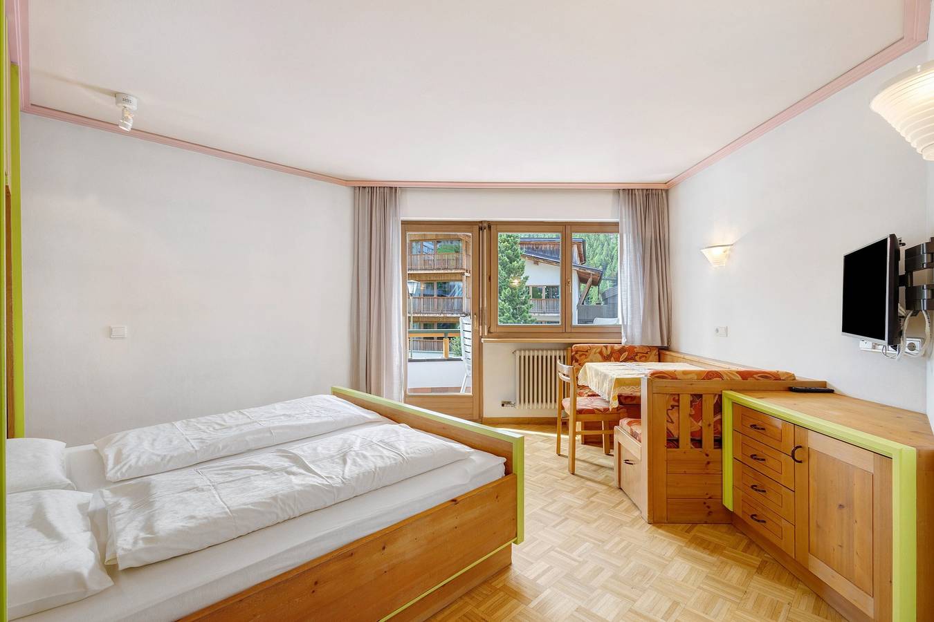 Ganze Wohnung, Apartment „Residence Ciasa Ulli Typ A“ in San Cassiano in San Cassiano, Abtei
