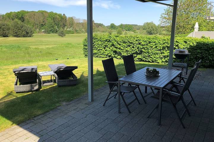 Bauernhof für 4 Personen, mit Garten und Sauna sowie Terrasse in Göhren-Lebbin - 2