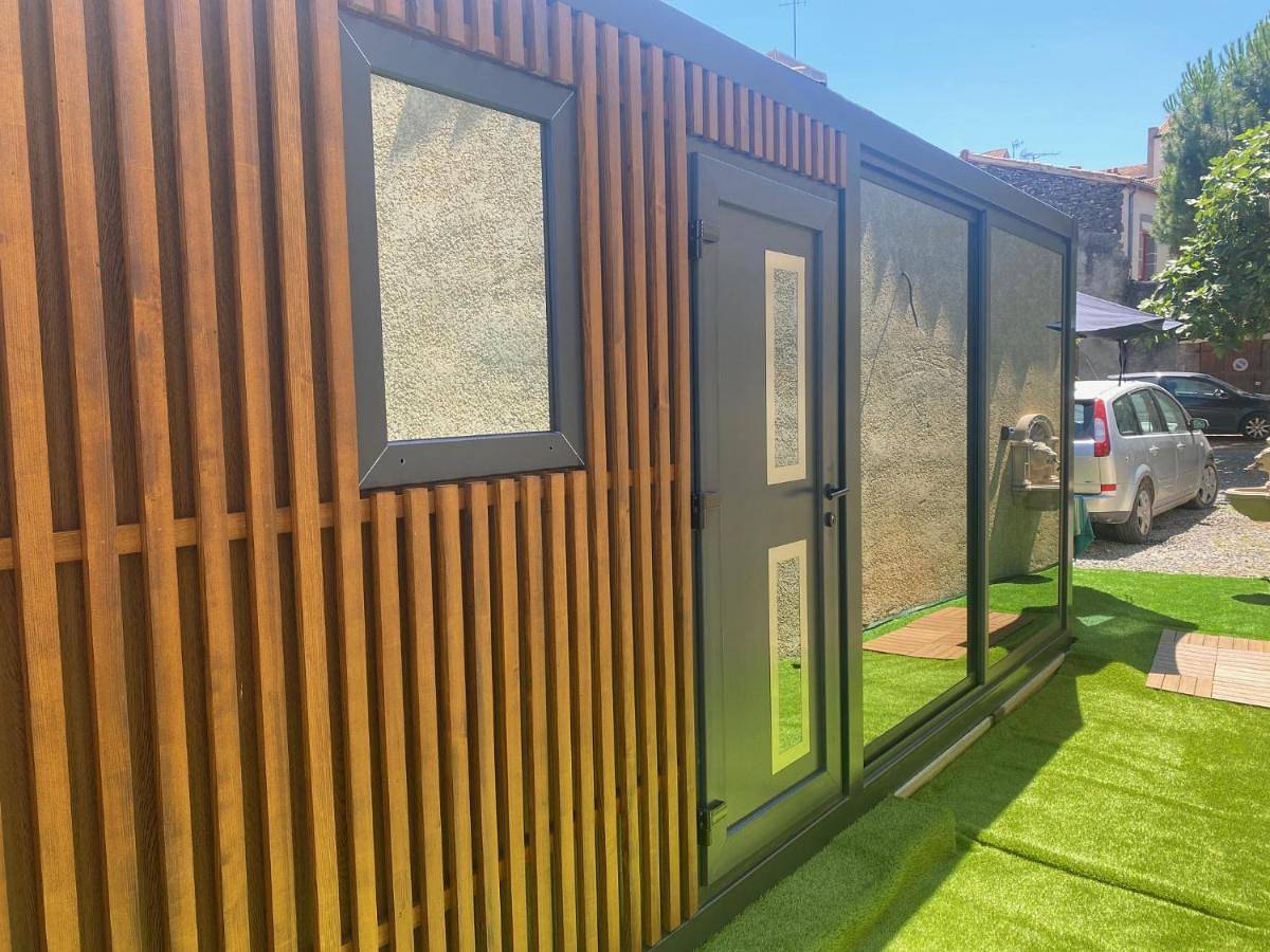 Mobile Home in Riom, Parc naturel régional des Volcans d'Auvergne