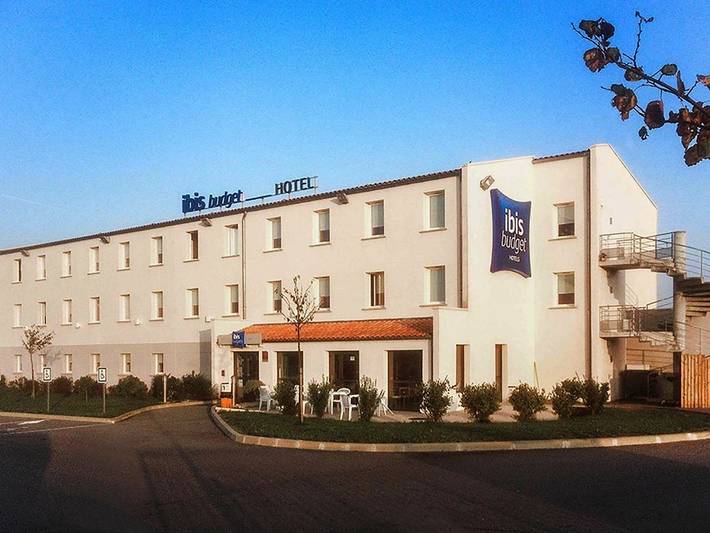 Hôtel pour 2 personnes, avec terrasse, animaux acceptés à La Crèche