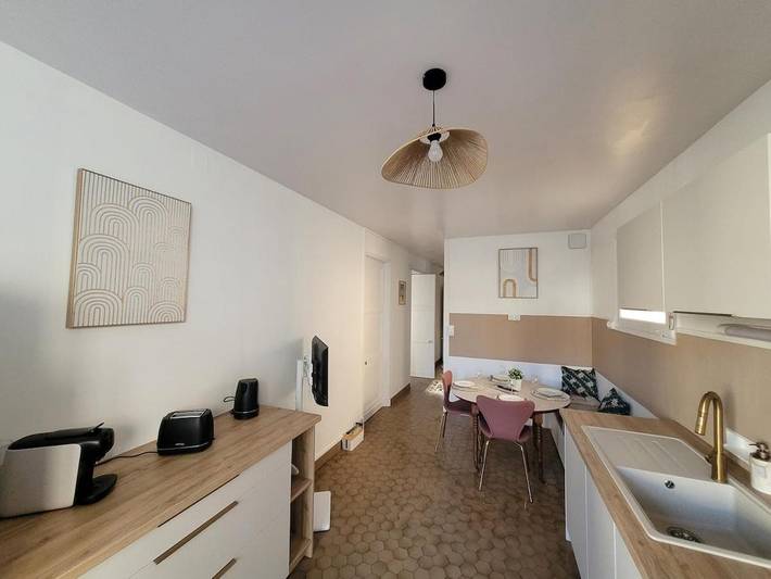 Gîte pour 6 personnes, avec jardin et vue à Surgères - 4