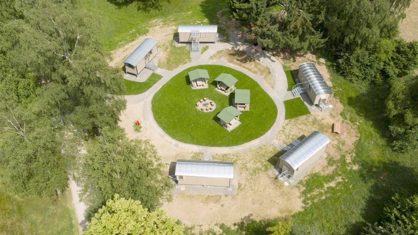 Ferienhaus für 4 Personen, mit Terrasse und Garten