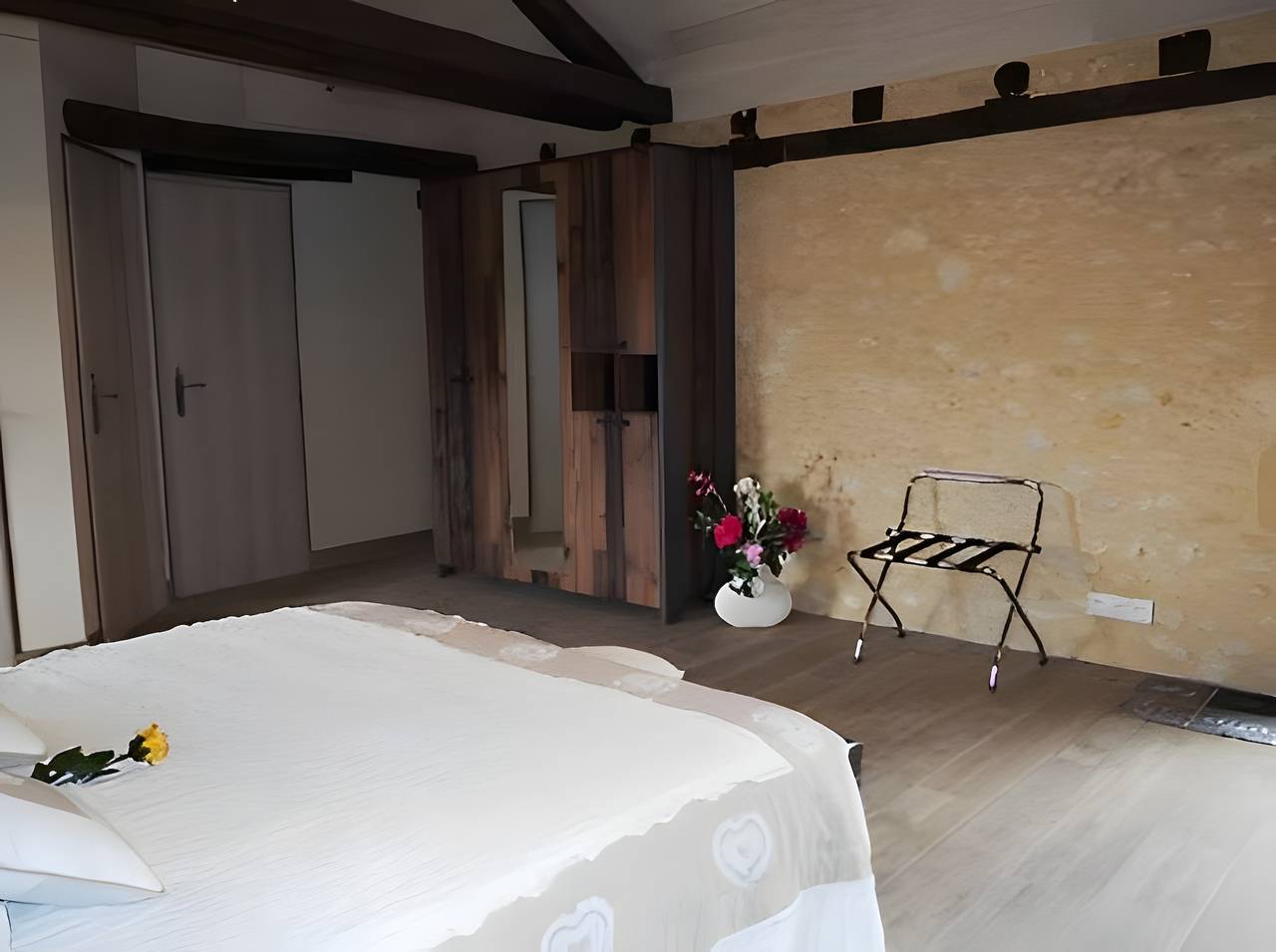 Les Hauts de Valojoulx-Chambre d’hôtes « La Lézardière » avec terrasse privée, Wi-Fi, climatisation in Valojoulx, Périgord Noir