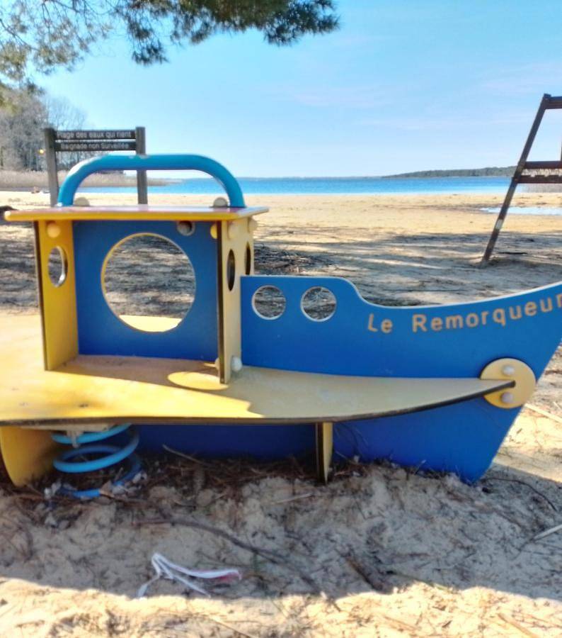 Jolie bungalow 2 pas du lac in Sanguinet, Côte d’Argent