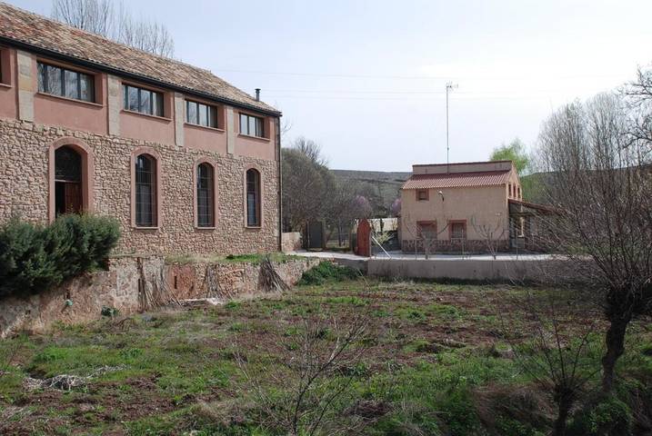 Casa rural para 2 personas, con Terraza además de Jardín y Vistas en Alustante - 4