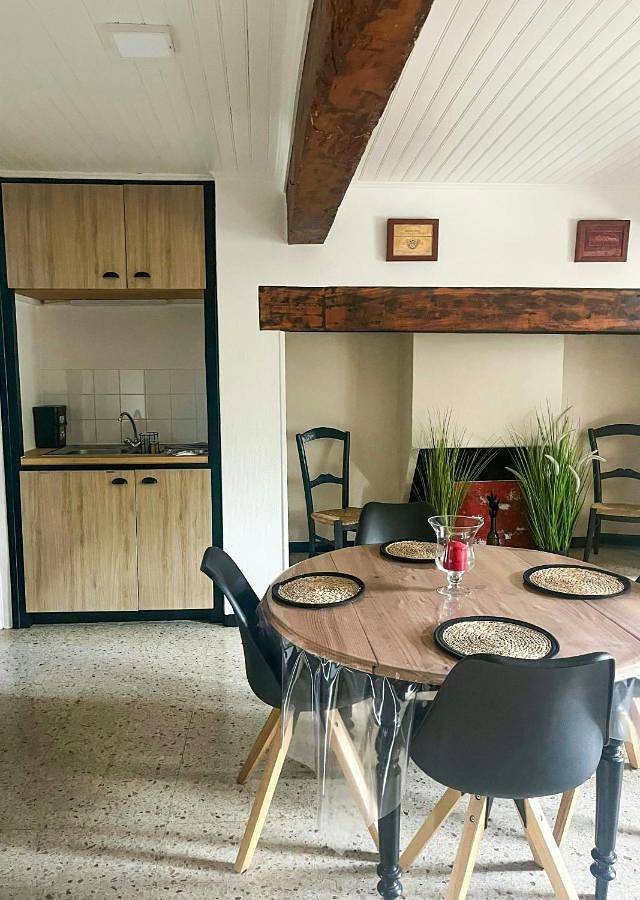 Location de vacances pour 4 personnes, avec terrasse à L'Isle-Jourdain - 4