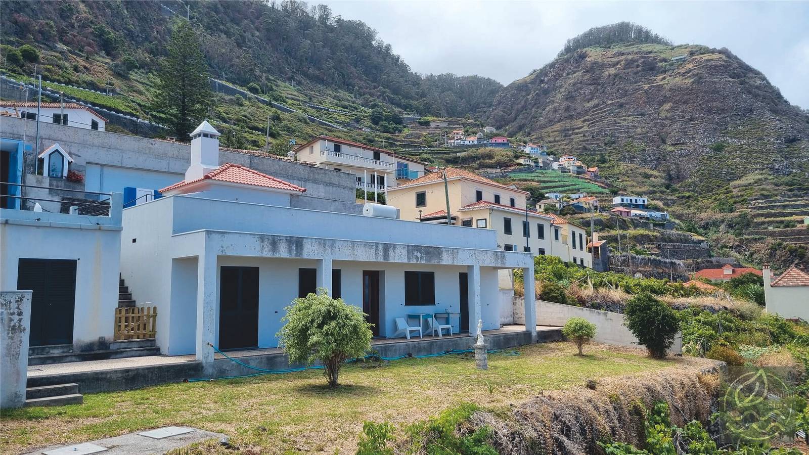 Ferienhaus 'Blissful Haven - Soulful Stays' mit Meerblick, privater Terrasse und Wlan in Porto Moniz, Madeira