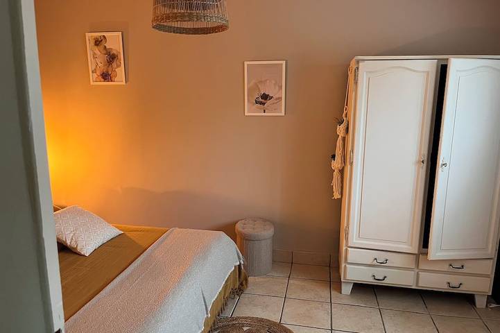 Location de vacances pour 6 personnes, avec jardin, animaux acceptés à Saint-Julien-de-Chédon - 3