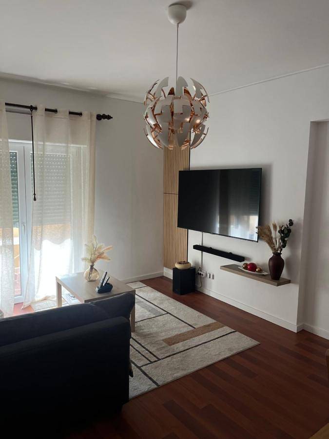 Casa de férias para 4 pessoas, com Varanda e Jacuzzi e ainda Vista em Odivelas